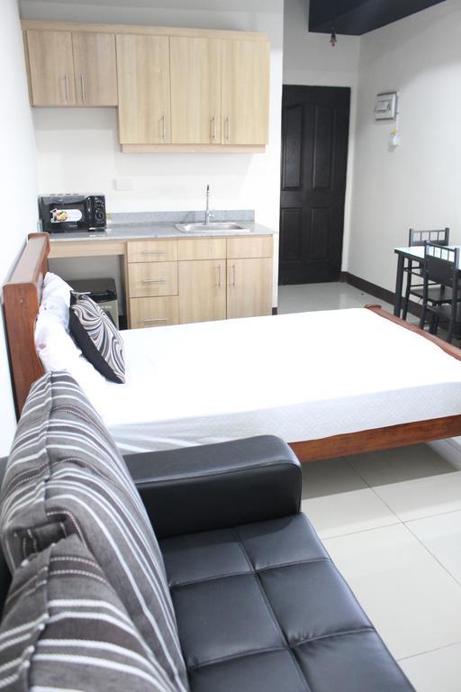 Feel Great Stay Condotels - San Marino Cebu Esterno foto