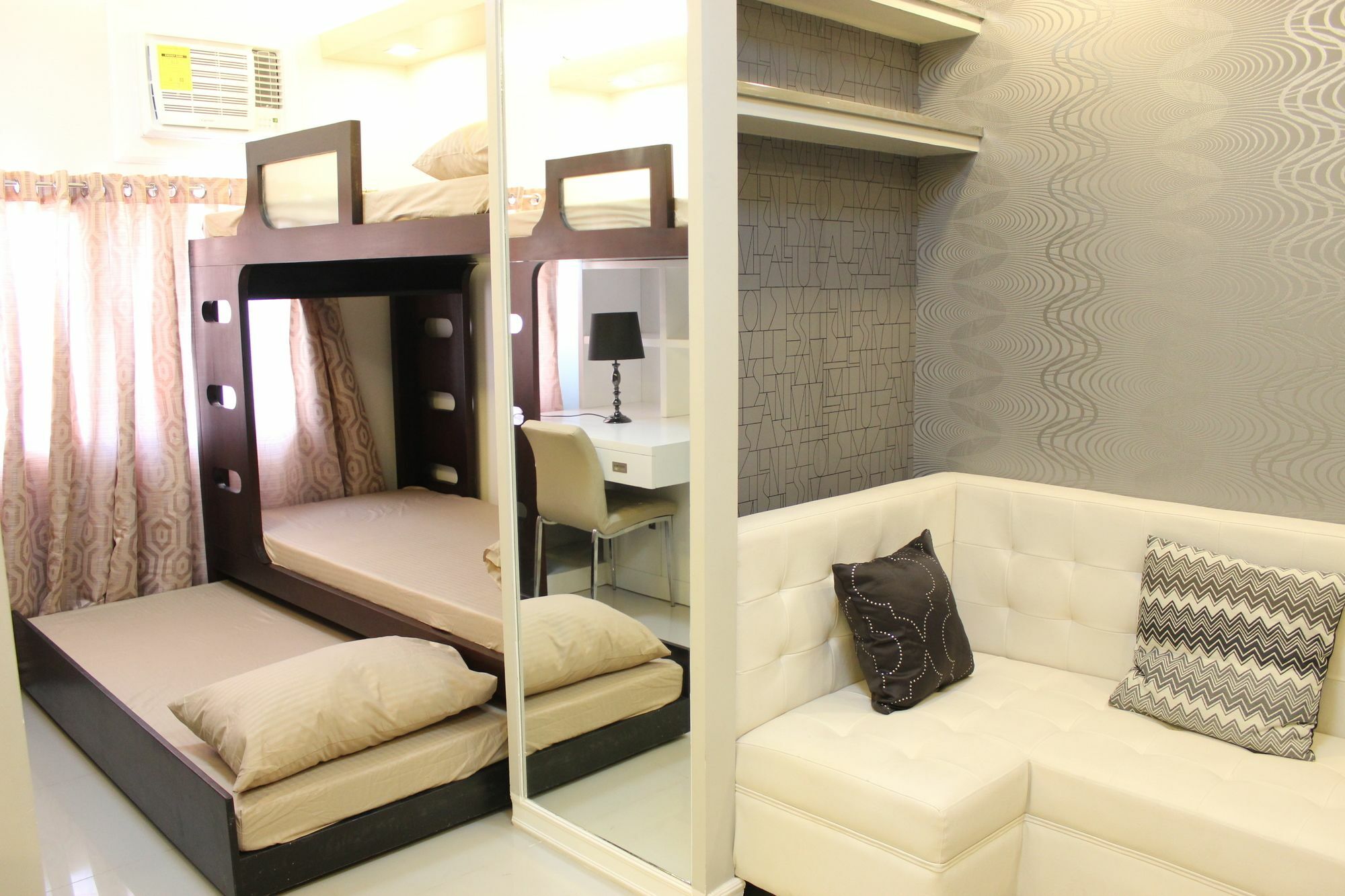 Feel Great Stay Condotels - San Marino Cebu Esterno foto