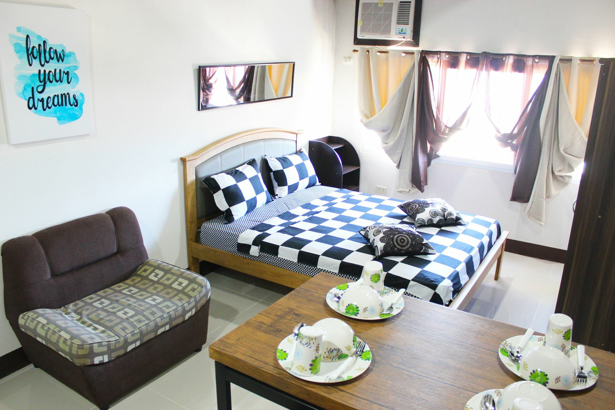 Feel Great Stay Condotels - San Marino Cebu Esterno foto